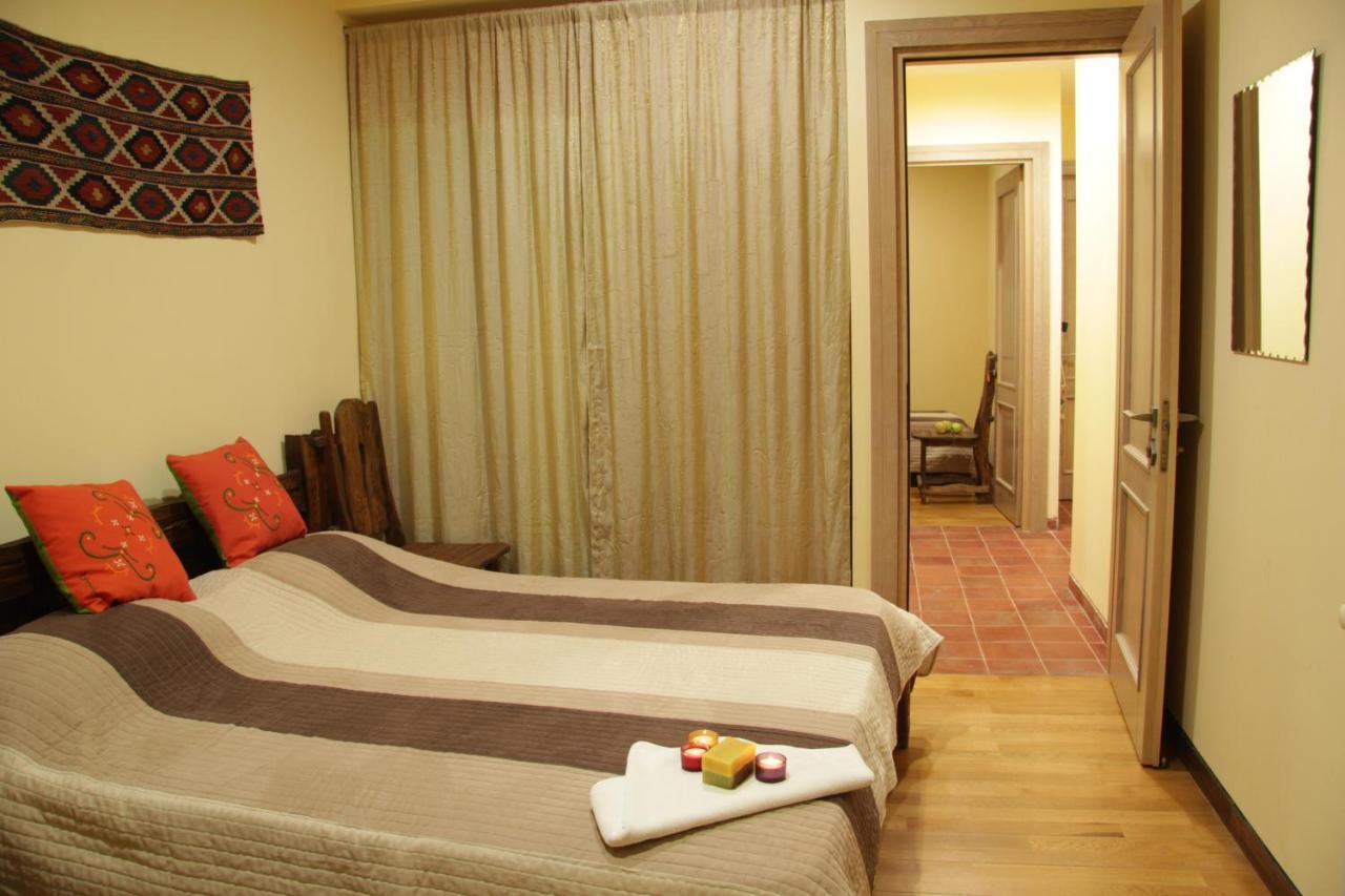 Silk Road Hotel Yerevan Ngoại thất bức ảnh