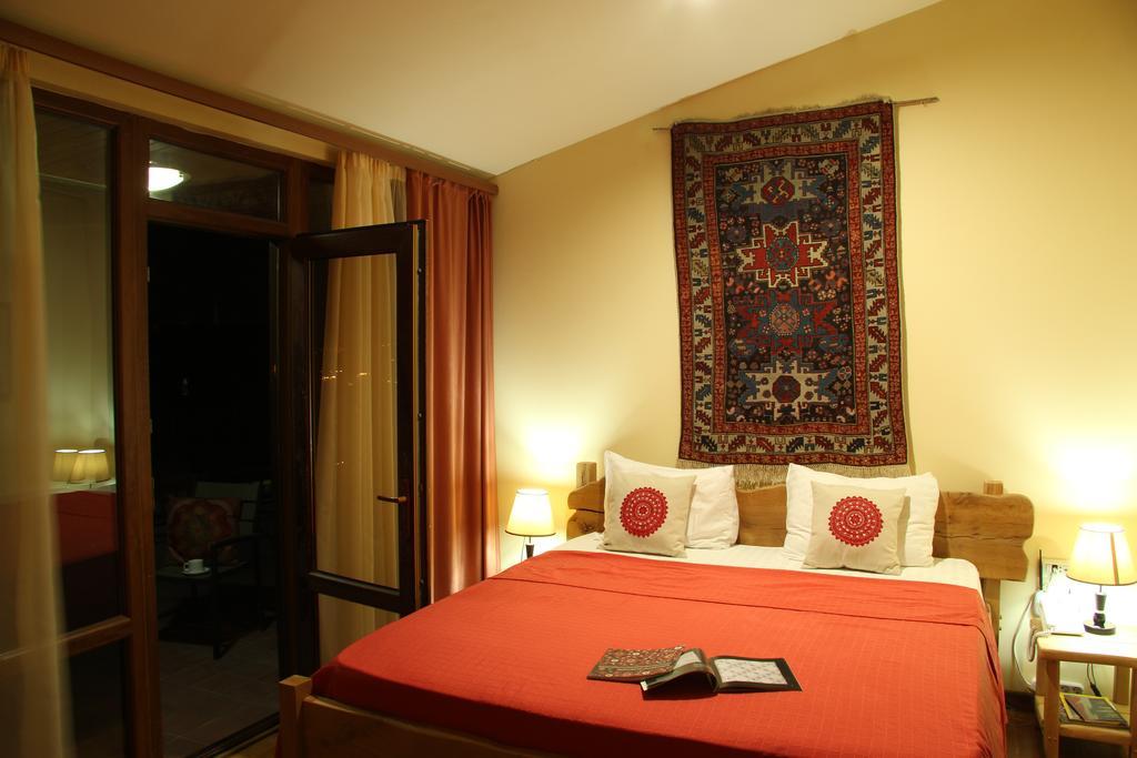 Silk Road Hotel Yerevan Ngoại thất bức ảnh